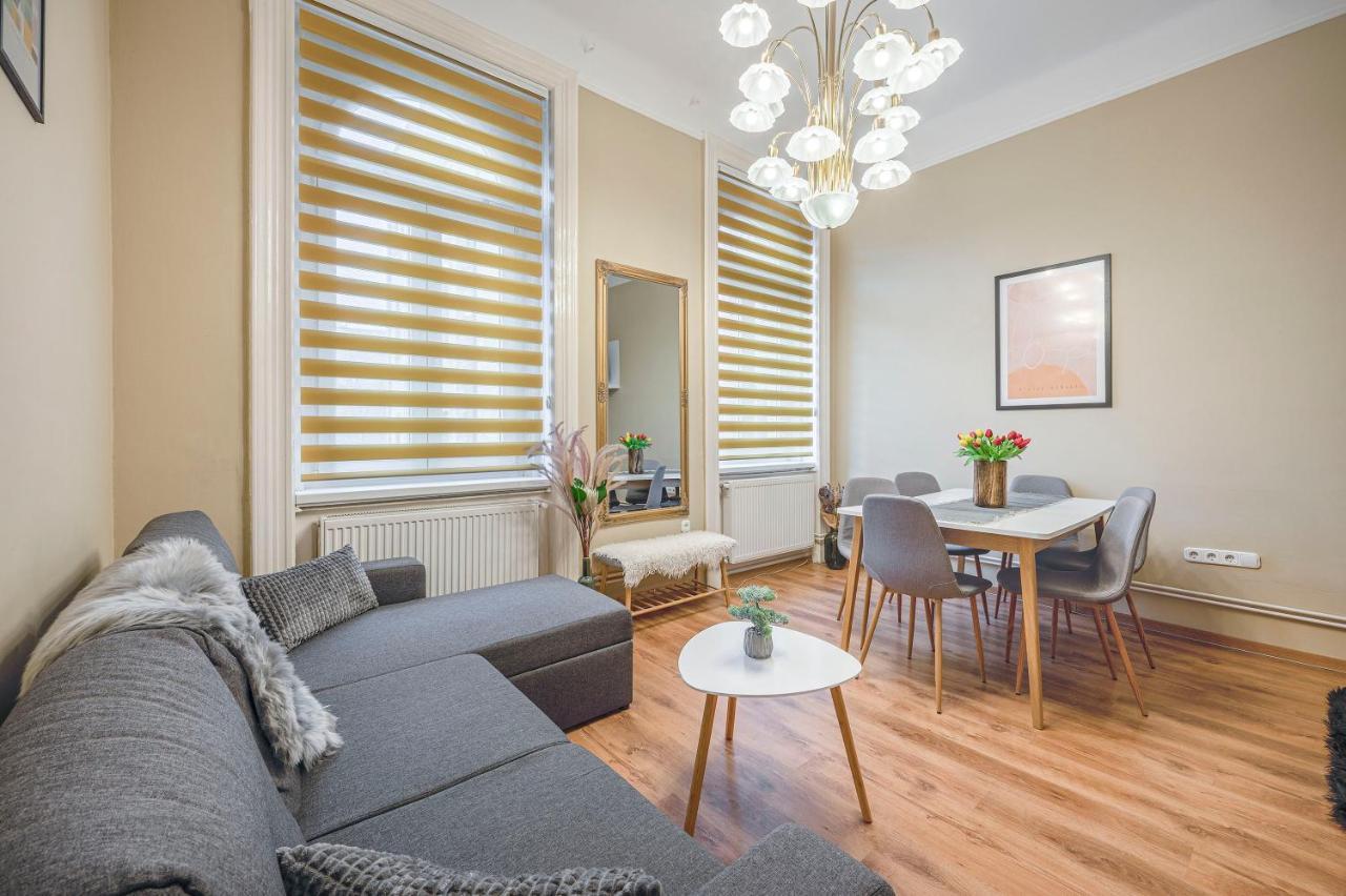 בודפשט Corvin City Apartment By Nw מראה חיצוני תמונה