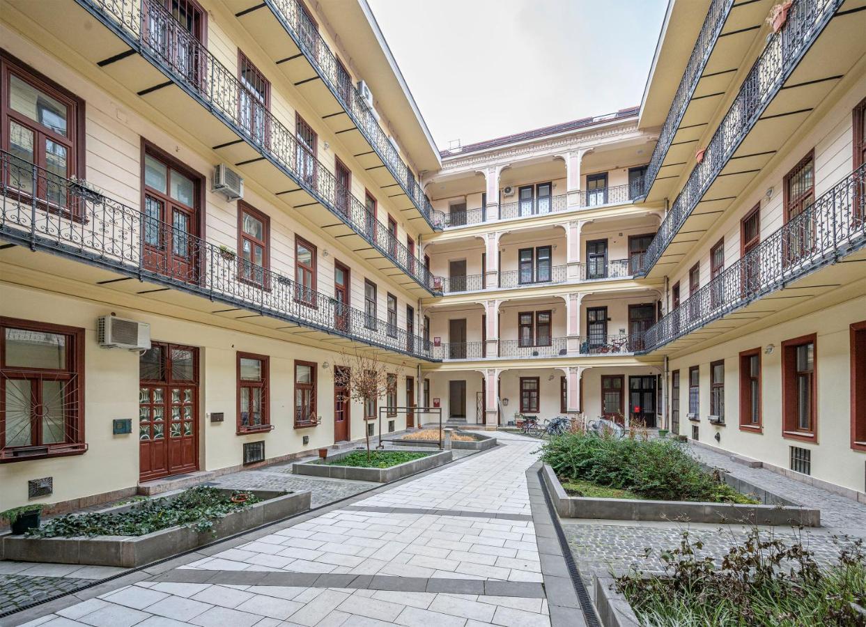 בודפשט Corvin City Apartment By Nw מראה חיצוני תמונה